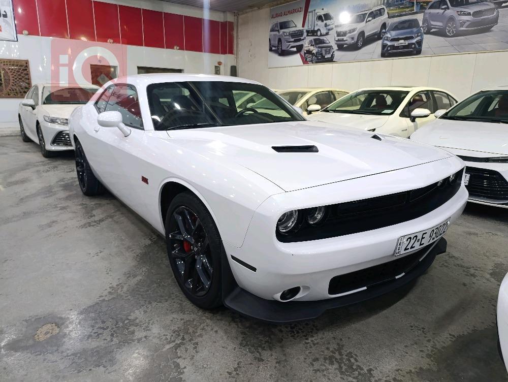 Dodge Challenger